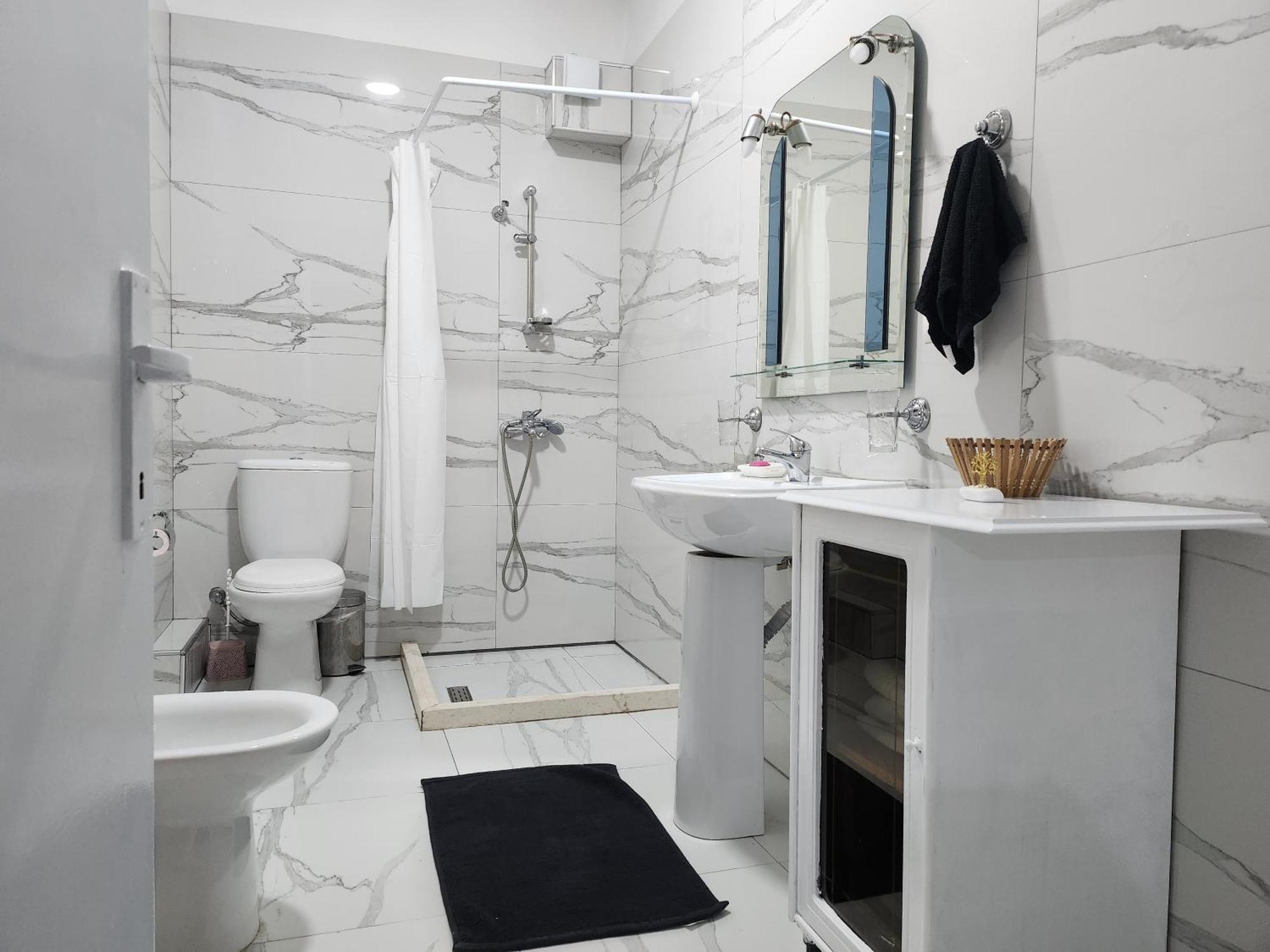 Alpha Seaside Apartment Sarandë Esterno foto