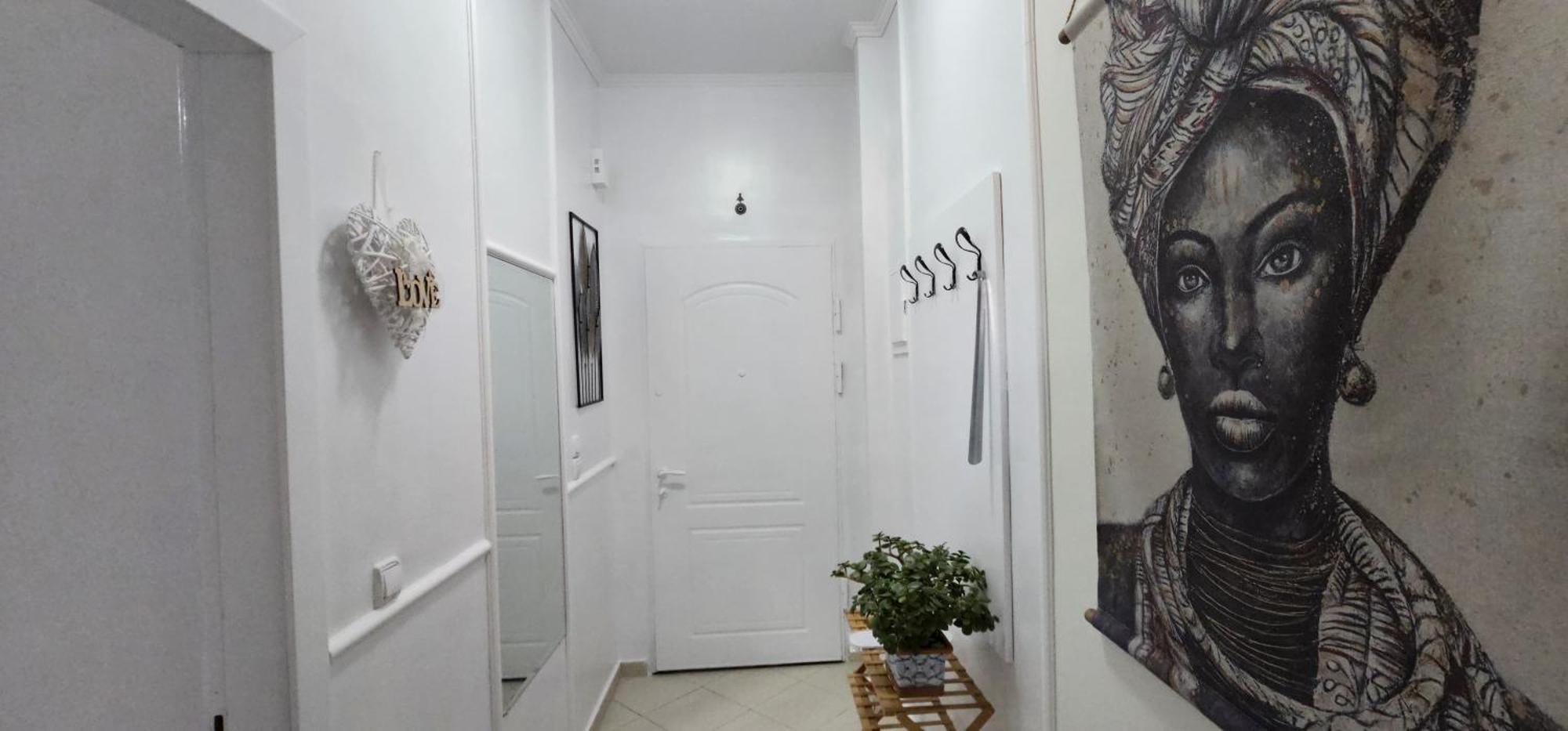 Alpha Seaside Apartment Sarandë Esterno foto