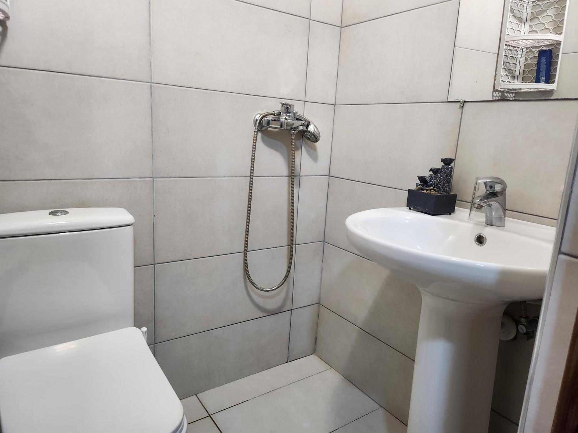 Alpha Seaside Apartment Sarandë Esterno foto